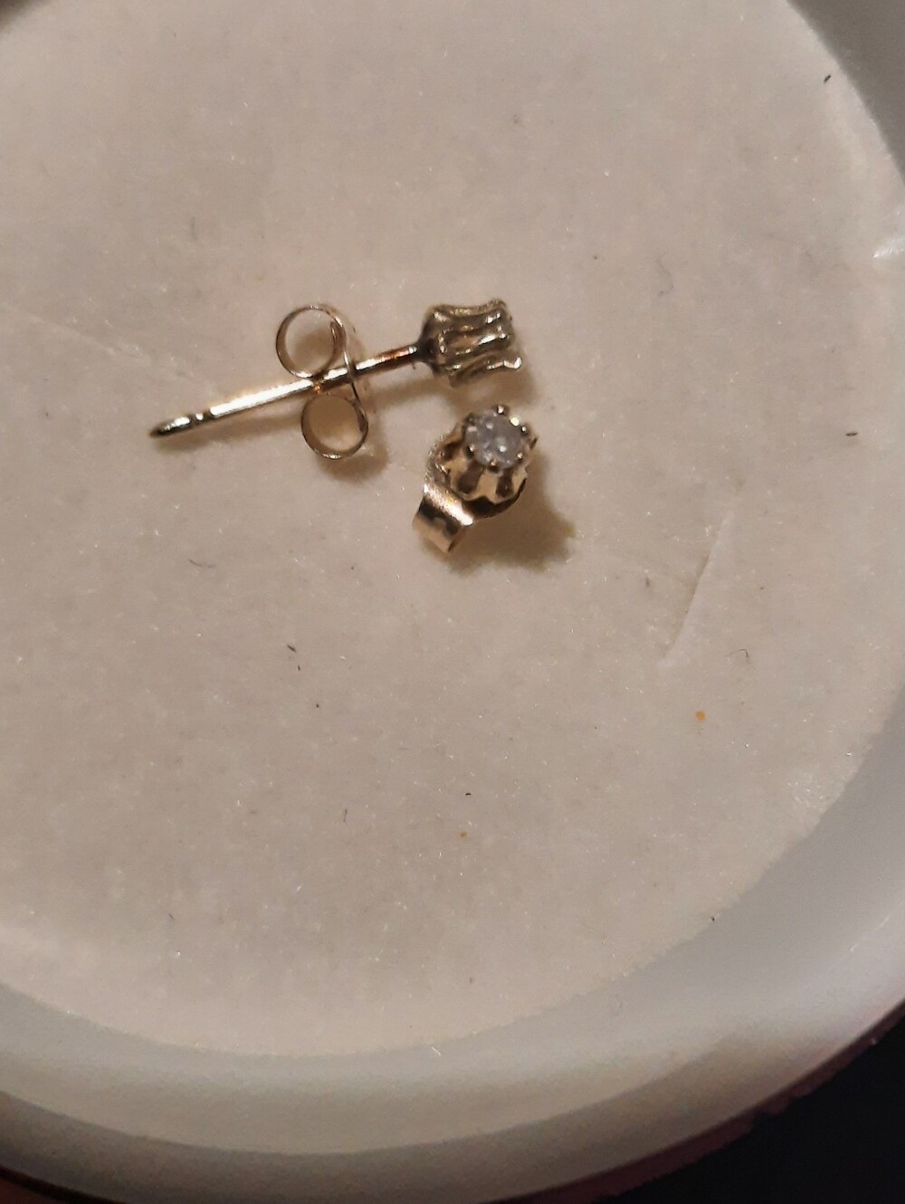 SOLID 10K YELLOW GOLD GENUINE REAL DIAMOND baby stud earrings or nose ring studs